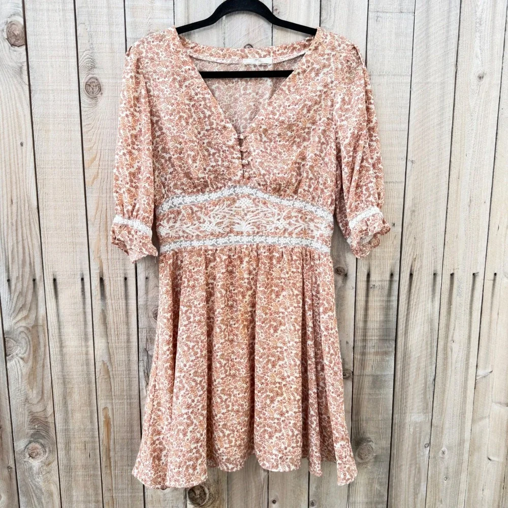 Chelsea & Violet L Floral Lace Trim Mini Dress Cottagecore Boho Prairie V-Neck